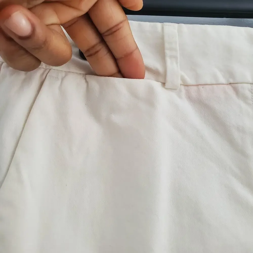 LOFT White Classic Pocketed Shorts 8